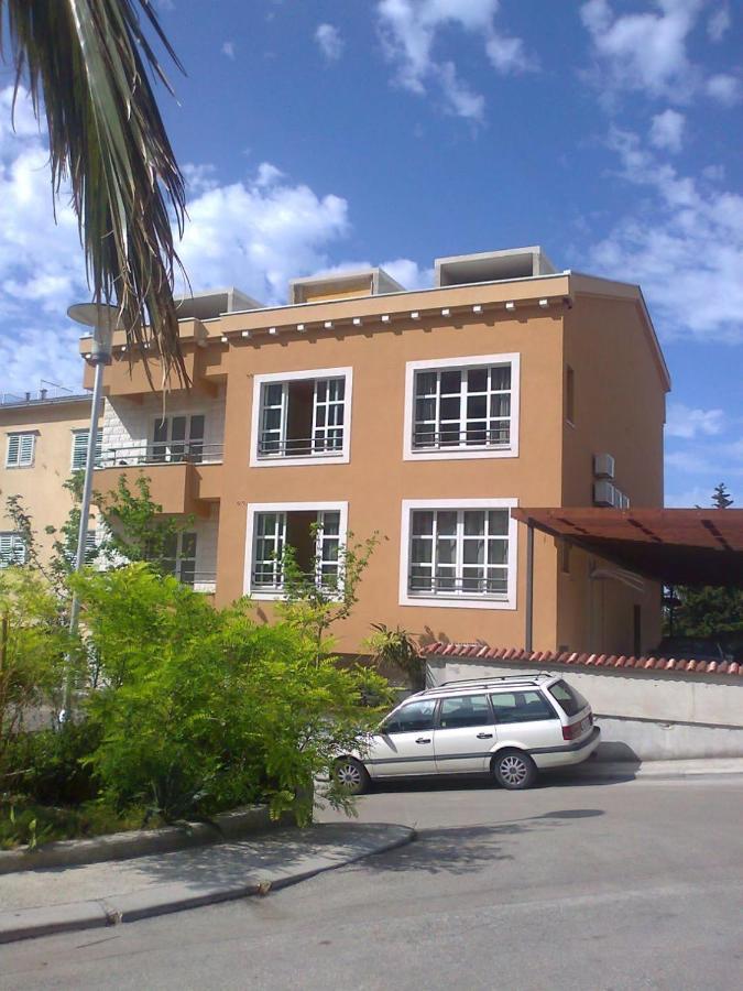 Apartmani Mistral Makarska Eksteriør billede