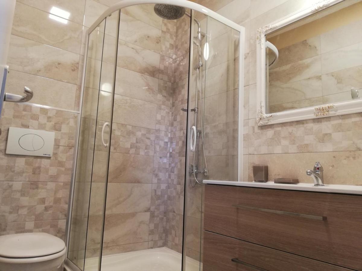 Apartmani Mistral Makarska Eksteriør billede