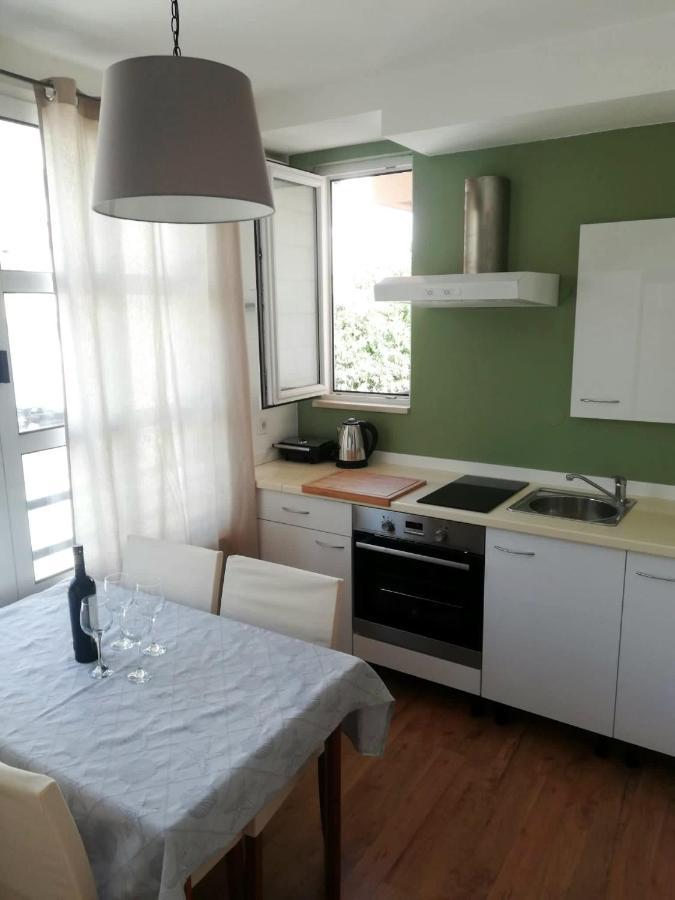 Apartmani Mistral Makarska Eksteriør billede