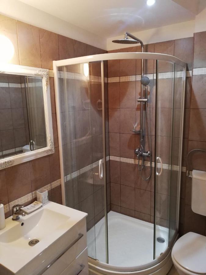 Apartmani Mistral Makarska Eksteriør billede