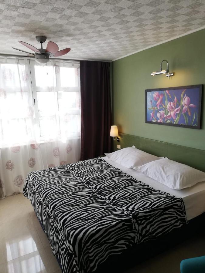 Apartmani Mistral Makarska Eksteriør billede